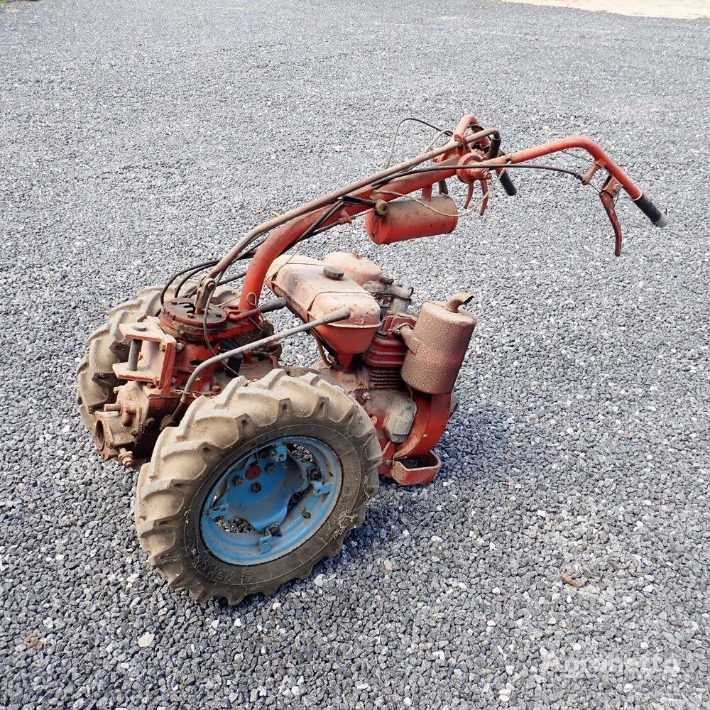 Nibbi Mach tractor de dos ruedas