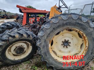 Renault 751-4 PARA PEÇAS  tractor de ruedas para piezas