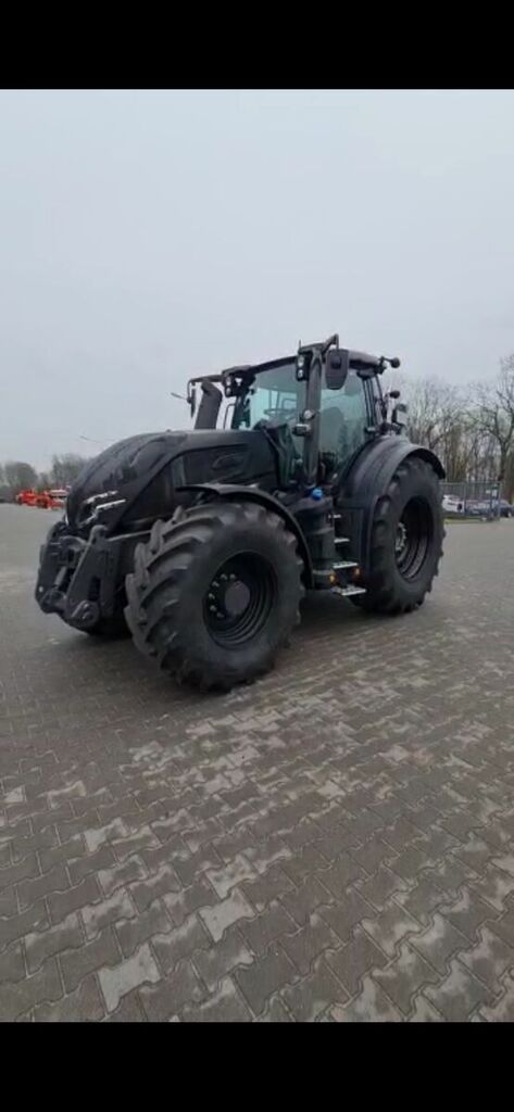 Valtra Q305 Black Unlimited Edition tractor de ruedas